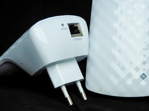 JT-RE1200 WiFi信号增强中继器
